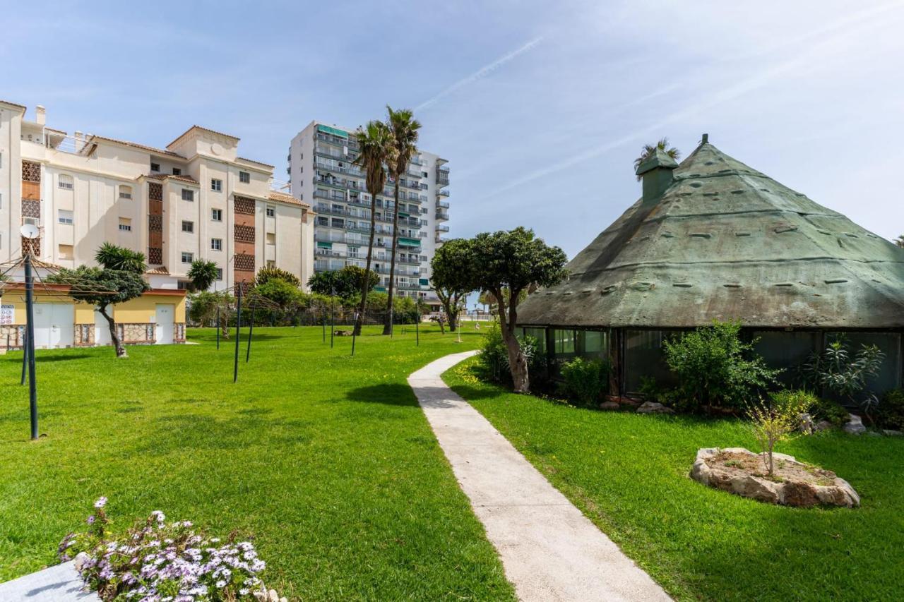 Mi Casa De La Playa -Estudio Frente Al Mar- Apartman Benalmádena Kültér fotó